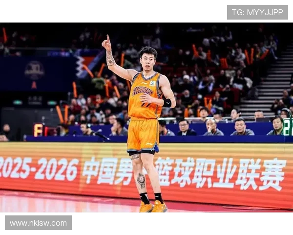 张镇麟爆发率队夺赛点四冠近在咫尺